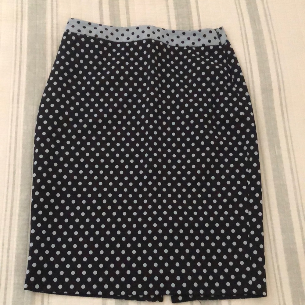 Limited pencil skirt, size 4